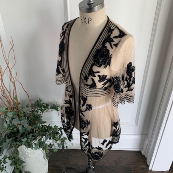 Boutique Forever 21 Jackets & Blazers - Boutique Forever 21 Women's Embroidery SheerJacket